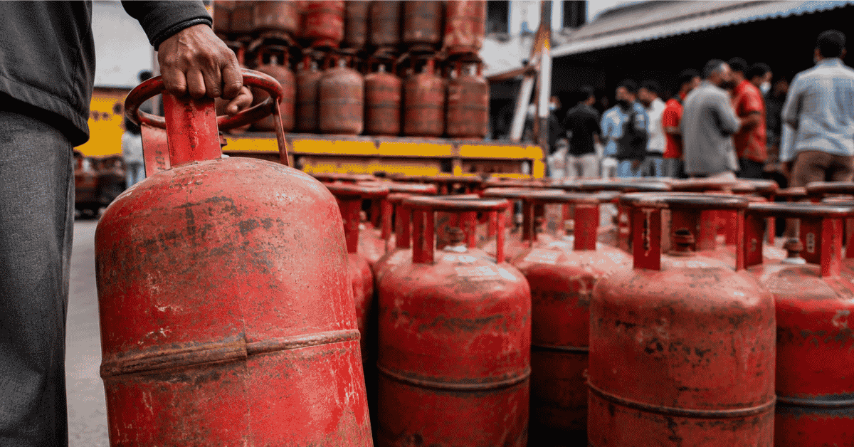 ग्यास आयात बढे पनि किन घटेन अभाव ?